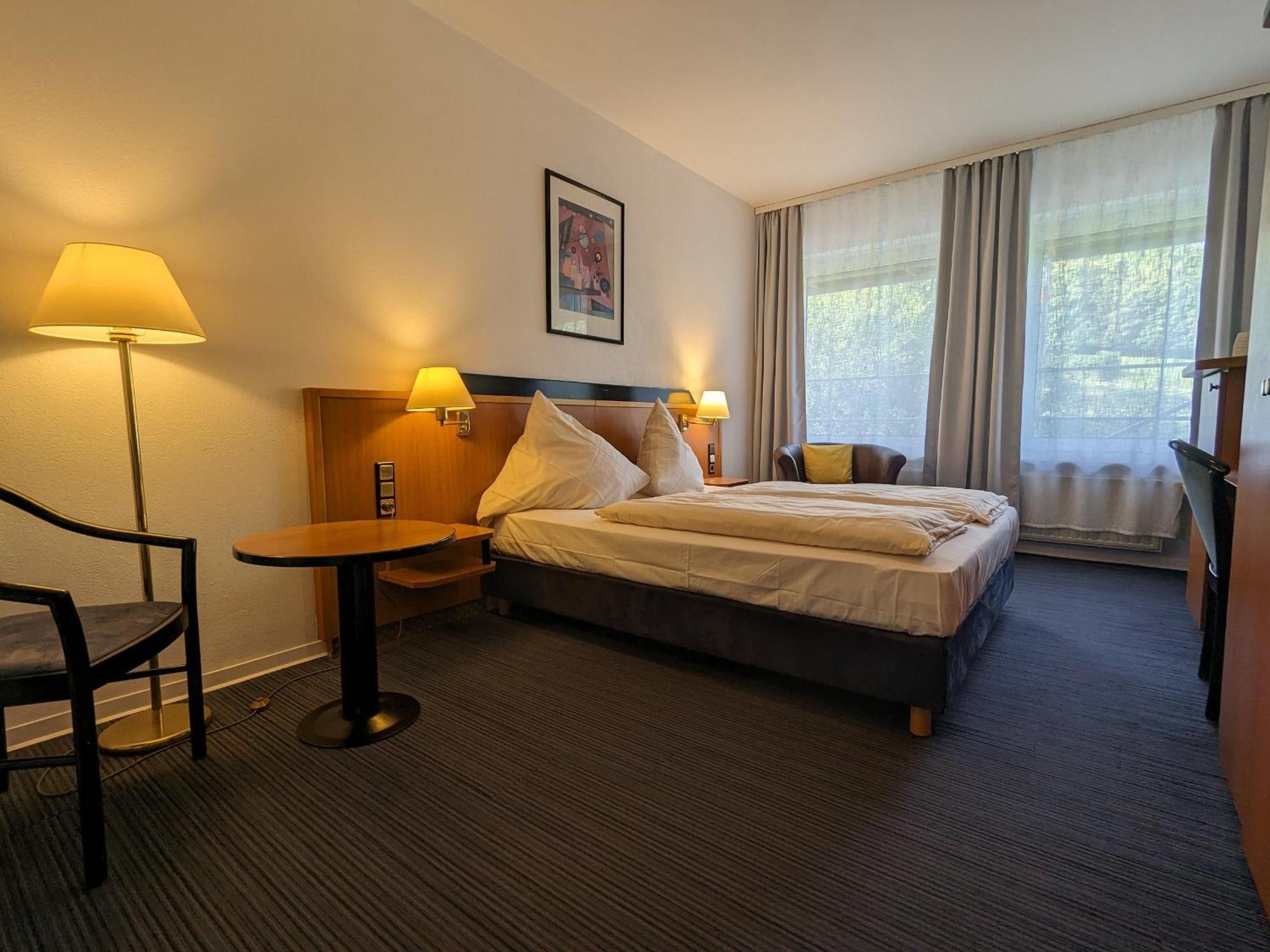 Hotel Berghof Wasserkuppe & Gaestehaus Fuldaquelle Gersfeld Room photo