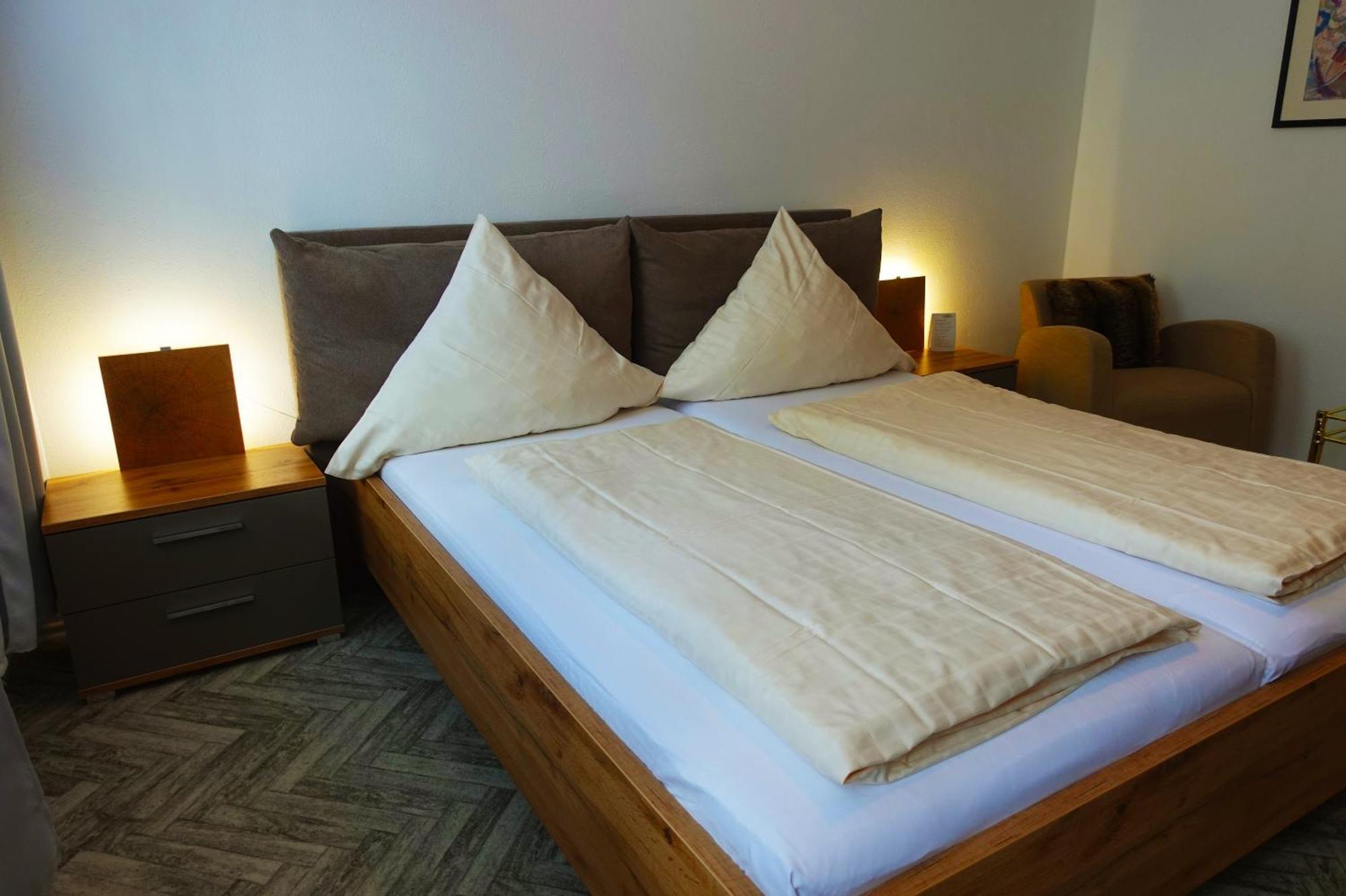 Hotel Berghof Wasserkuppe & Gaestehaus Fuldaquelle Gersfeld Room photo